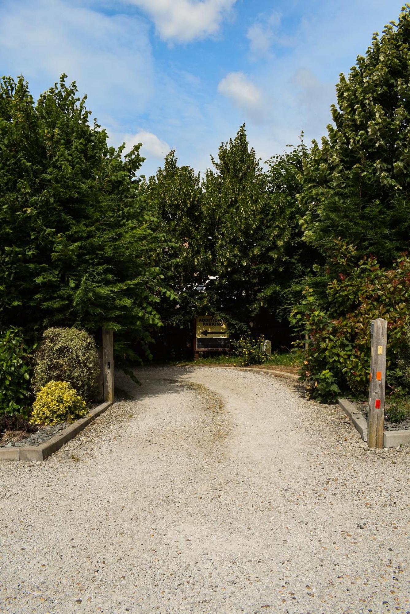 מיידסטון The Black Horse Inn מראה חיצוני תמונה