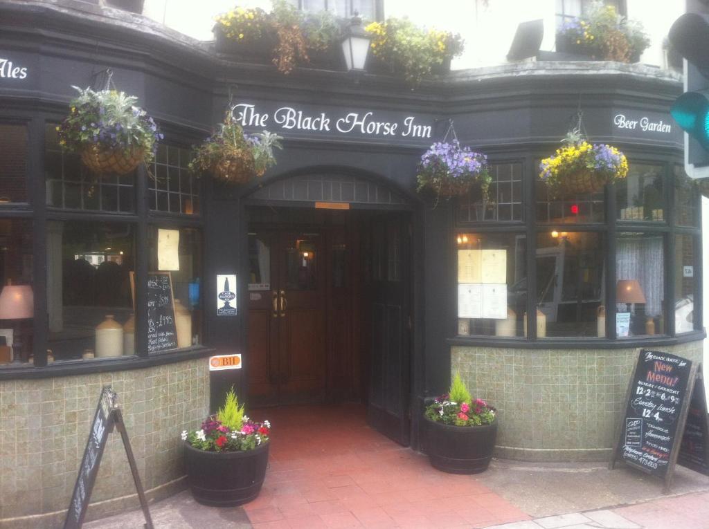 מיידסטון The Black Horse Inn מראה חיצוני תמונה