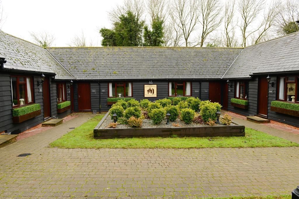מיידסטון The Black Horse Inn מראה חיצוני תמונה